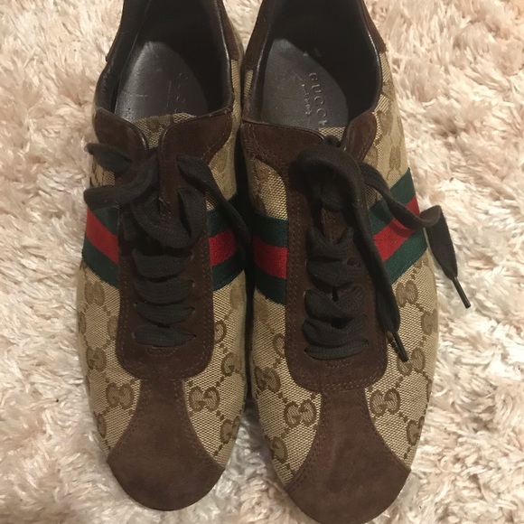 Gucci sneakers n pocketbook in good condition - Picture 6 of 8